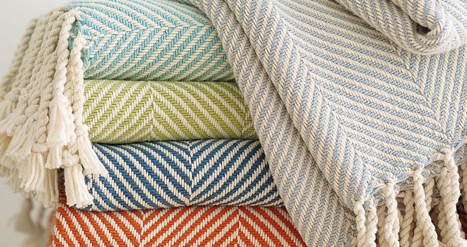 تأثیر فصل‌ها بر قیمت عمده پتوهای مسافرتی