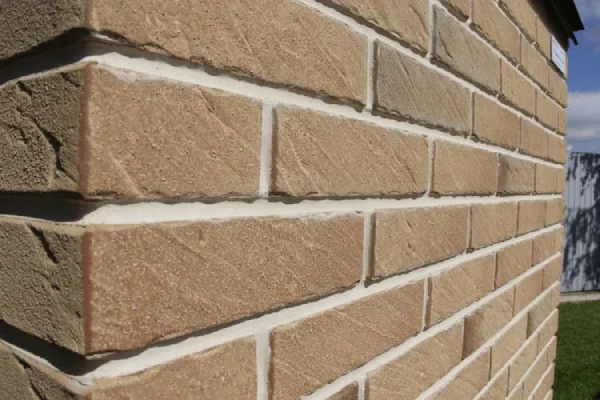 چالشها و راهکارها: مدیریت قیمت آجر کورهای در بازار عمده