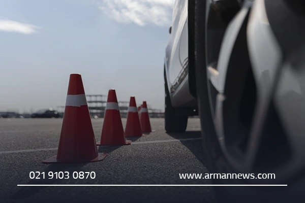 مزایای آموزشگاه‌های رانندگی در قم نسبت به آموزش شخصی